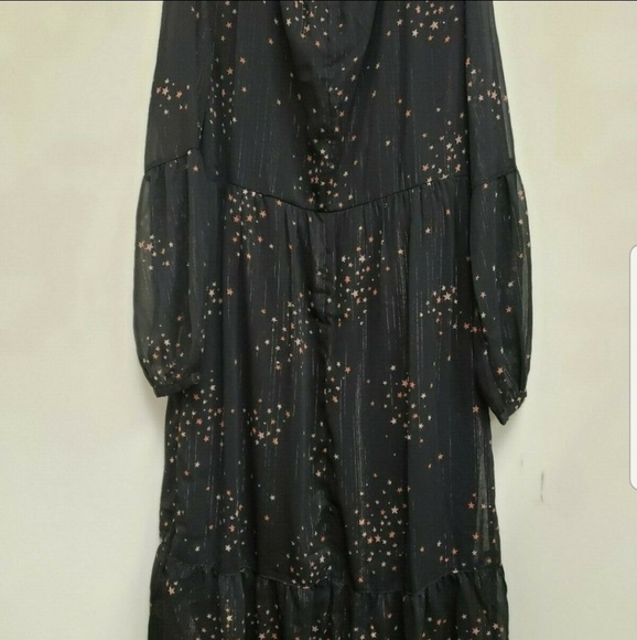 Maternity Star Print Flounce Dress - Picture 4 of 4